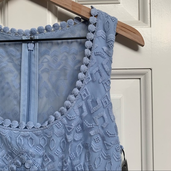 MWT BCBGMAXAZRIA Lace Crochet Maxi Dress Sz 4&10 - Picture 6 of 11